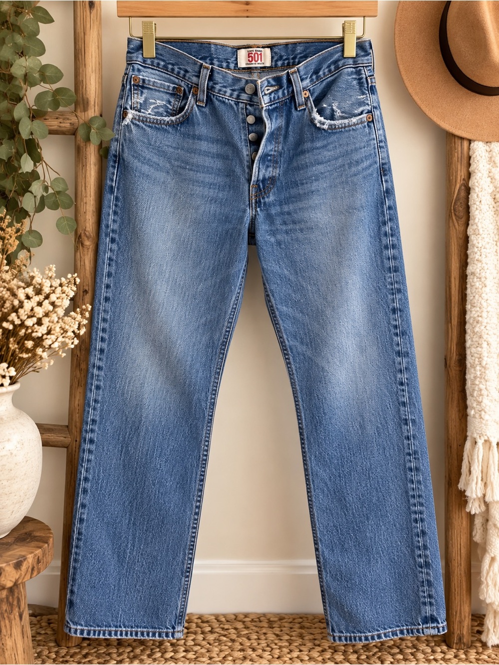 Levi’s 501 Original Straight Leg Jeans Medium Wash Button Fly